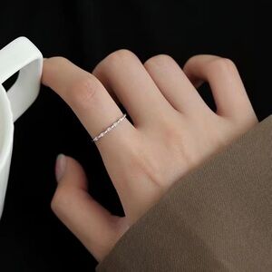 Simple silver ring